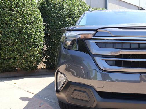 Magnetite Gray Metallic 2025 Subaru Forester Premium