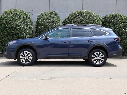 Cosmic Blue Pearl 2024 Subaru Outback Premium