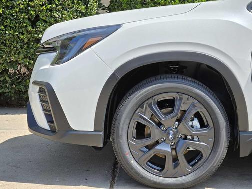 2025 Subaru Ascent Onyx Edition Touring 7-Passenger