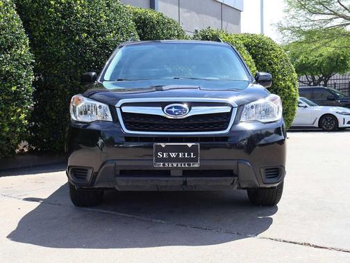 Crystal Black Silica 2016 Subaru Forester 2.5i Premium