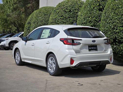 2025 Subaru Impreza Base
