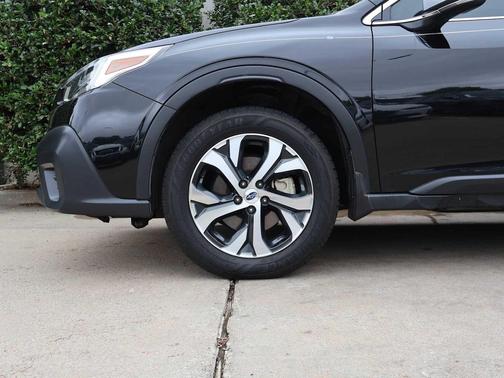 Crystal Black Silica 2021 Subaru Outback Touring XT