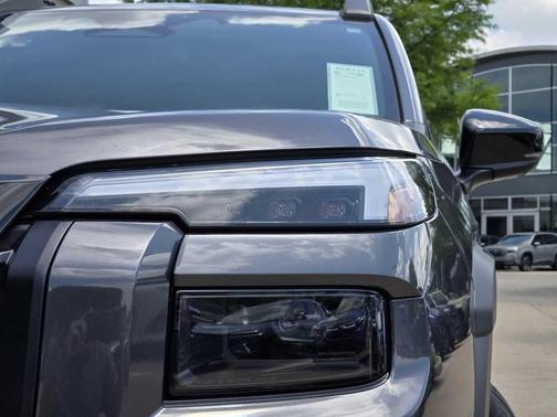 Magnetite Gray Metallic 2026 Subaru Outback Touring