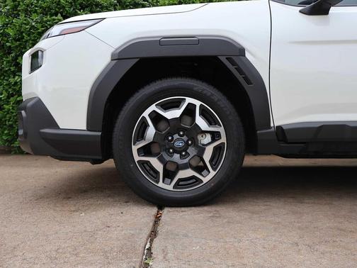 Crystal White Pearl 2026 Subaru Outback Touring XT