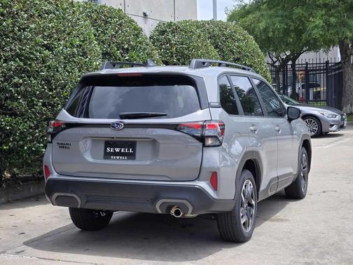 RV1 2026 Subaru Forester Limited
