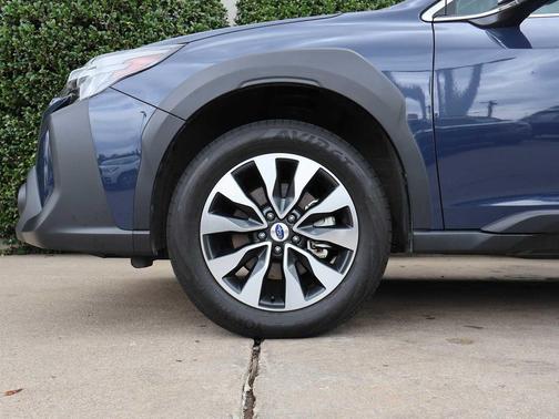 2023 Subaru Outback Touring