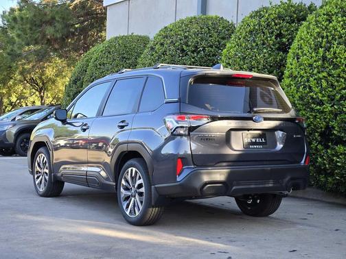 2025 Subaru Forester Touring