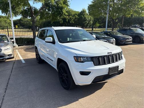 2019 Jeep Grand Cherokee Altitude