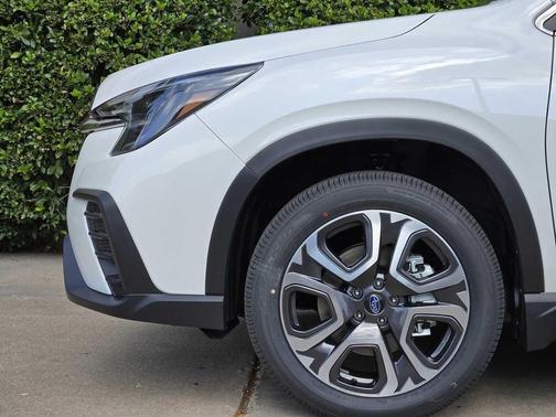 2025 Subaru Ascent Touring 7-Passenger