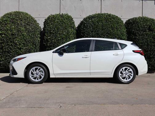 2025 Subaru Impreza Base