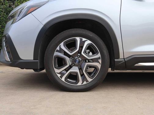 2025 Subaru Ascent Limited 7-Passenger