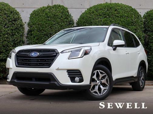 Crystal White Pearl 2023 Subaru Forester Premium