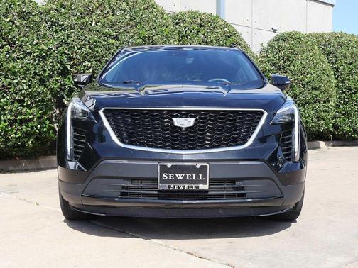 Stellar Black Metallic 2022 Cadillac XT4 Sport