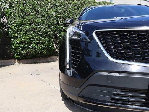 Stellar Black Metallic 2022 Cadillac XT4 Sport