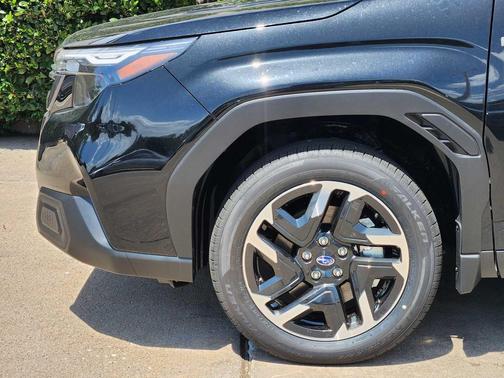 2025 Subaru Forester Hybrid Premium