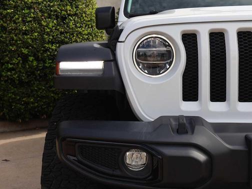 2022 Jeep Wrangler Unlimited High Tide 4x4