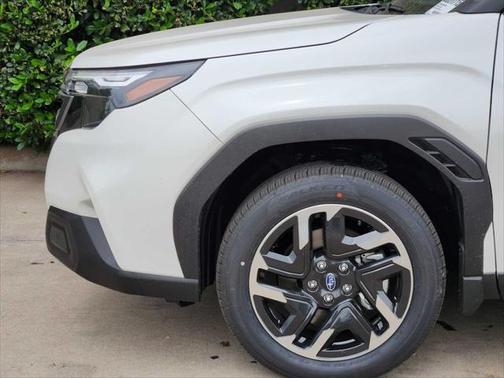 2025 Subaru Forester Hybrid Premium