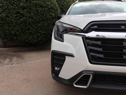 Crystal White Pearl 2026 Subaru Ascent Touring 7-Passenger