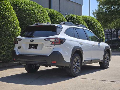 2025 Subaru Outback Onyx Edition XT