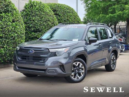 2025 Subaru Forester Base