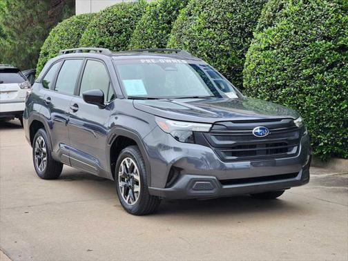 2025 Subaru Forester Base