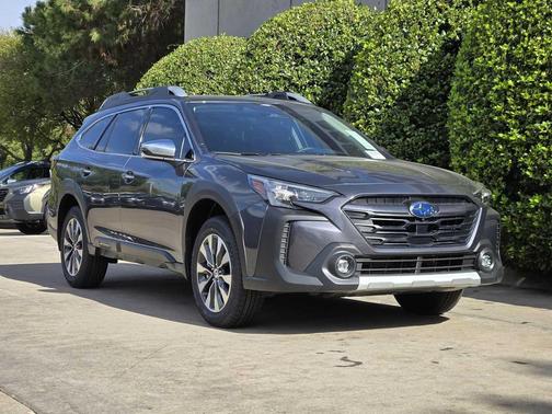 2025 Subaru Outback Touring