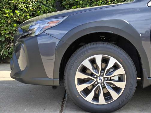 2025 Subaru Outback Touring