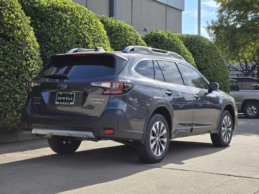 2025 Subaru Outback Touring