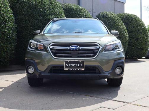 Wilderness Green Metallic 2018 Subaru Outback 2.5i Touring