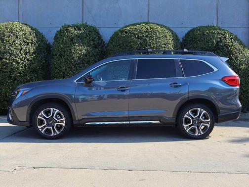 2025 Subaru Ascent Limited 7-Passenger