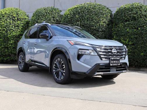 2024 Nissan Rogue Platinum