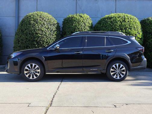 2023 Subaru Outback Touring XT