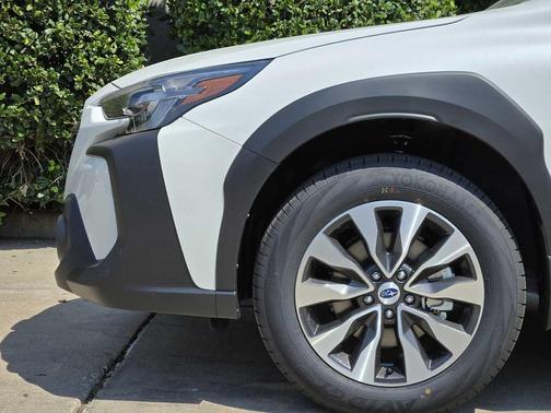 2025 Subaru Outback Touring