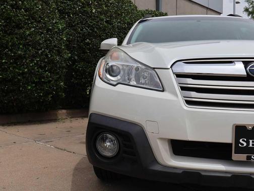 Satin White Pearl 2014 Subaru Outback 2.5i Limited