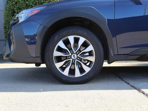 2025 Subaru Outback Touring