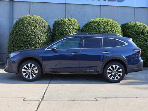 2025 Subaru Outback Touring