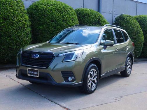 2022 Subaru Forester Premium