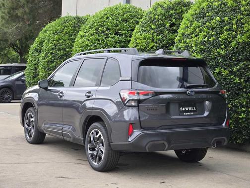 Magnetite Gray Metallic 2026 Subaru Forester Limited