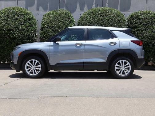 Sterling Gray Metallic 2023 Chevrolet Trailblazer LS