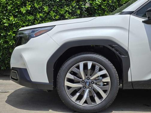 Crystal White Pearl 2026 Subaru Forester Touring
