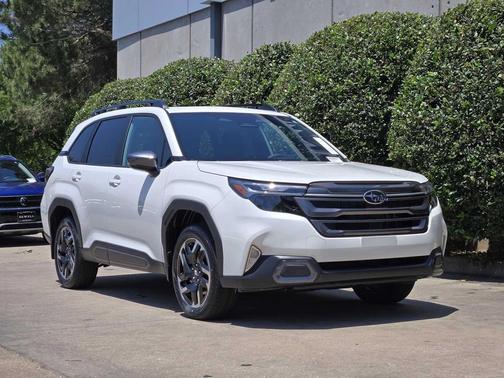 Crystal White Pearl 2026 Subaru Forester Limited