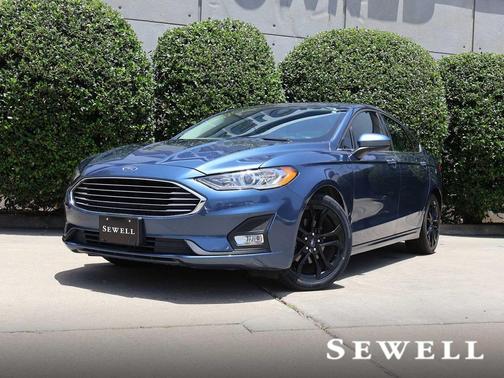 Blue 2019 Ford Fusion SE