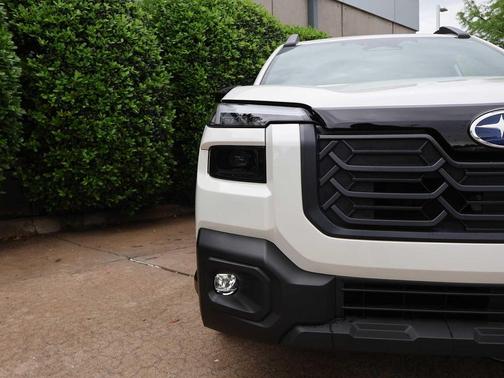 Crystal White Pearl 2026 Subaru Outback Touring