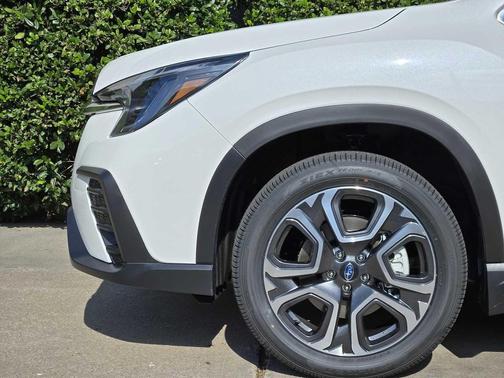 2025 Subaru Ascent Limited 7-Passenger