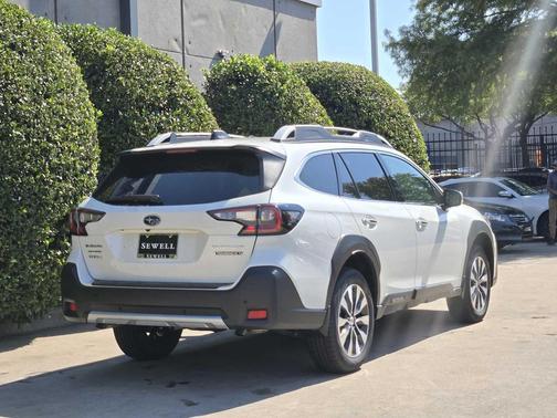 2025 Subaru Outback Touring XT