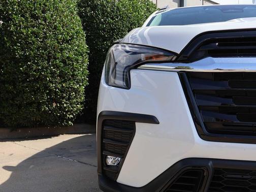 2025 Subaru Ascent Limited 7-Passenger