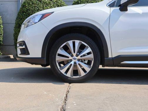 2022 Subaru Ascent Limited 8-Passenger