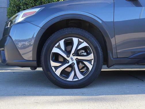 2022 Subaru Outback Touring XT