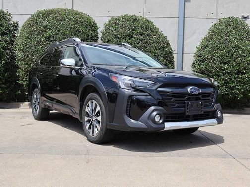 Crystal Black Silica 2024 Subaru Outback Touring