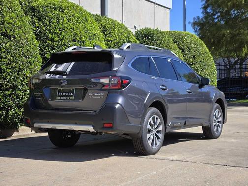 2025 Subaru Outback Touring XT